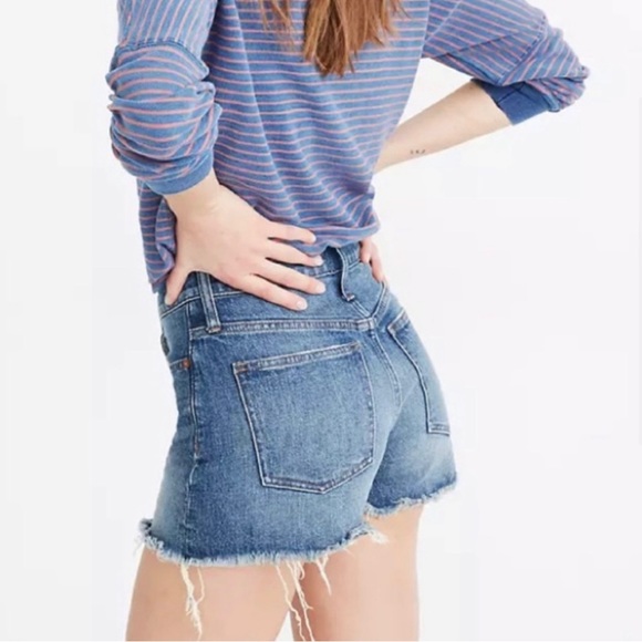 Madewell Perfect Jean Shorts Size 27 - Picture 2 of 6